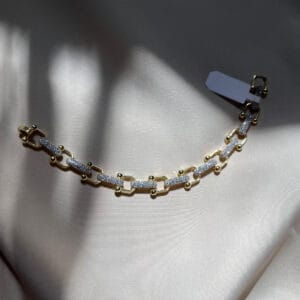 U Model Taşlı Bileklik