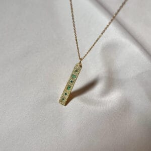 Yeşil Taşlı Çubuk Kolye