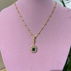 Yeşil Taşlı Büyük Model Kolye